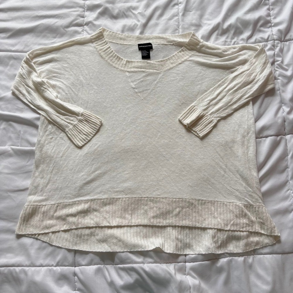 Central Park West White 100% Linen Lightweight Oversized Knit Sweater Medium